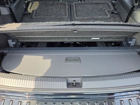 Certified 2023 Volkswagen Tiguan SE w/ Panoramic Sunroof Package FWD image 67