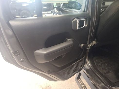 Used 2023 Jeep Wrangler Unlimited Sport image 10