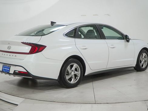 Used 2022 Hyundai Sonata SE FWD image 11