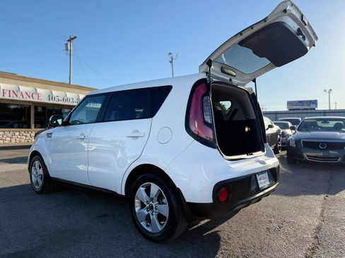 Used 2019 Kia Soul FWD image 8