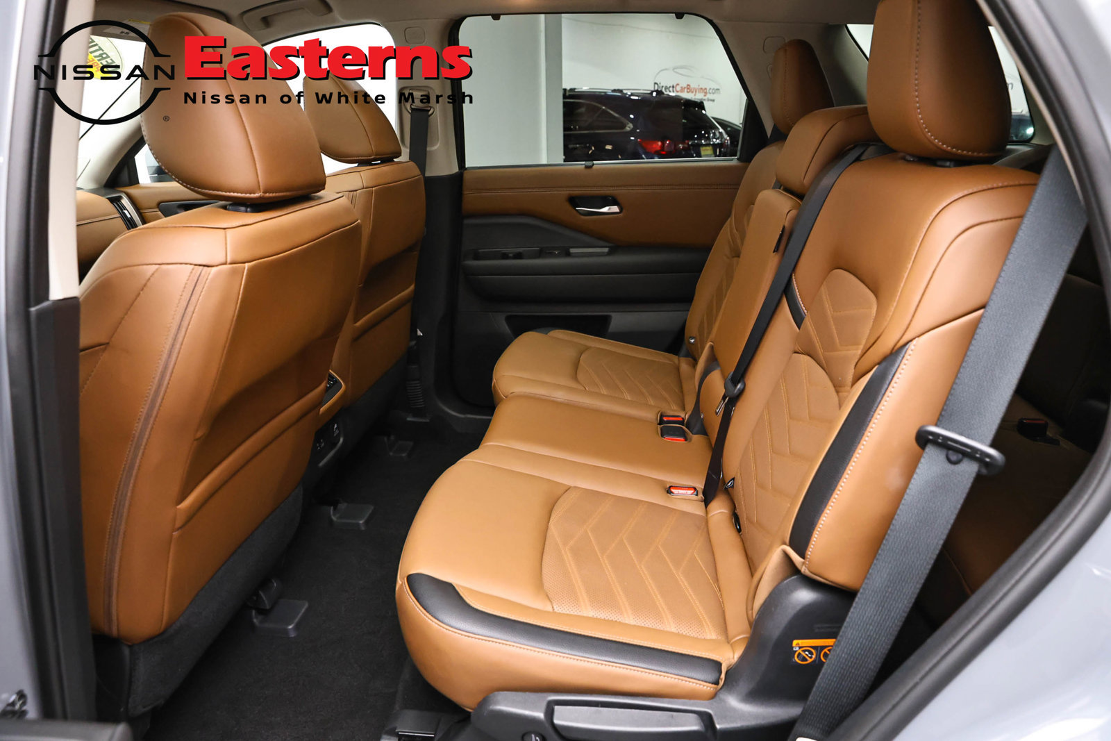Used 2023 Nissan Pathfinder Platinum w/ Cargo Package AWD/4WD image 22