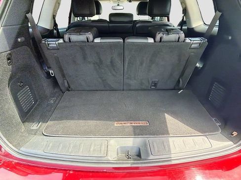 Used 2020 Nissan Pathfinder SL AWD/4WD image 25