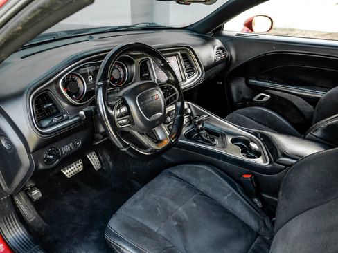 Used 2022 Dodge Challenger R/T Scat Pack RWD image 3