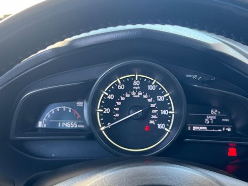 Used 2018 MAZDA MAZDA3 Touring image 24