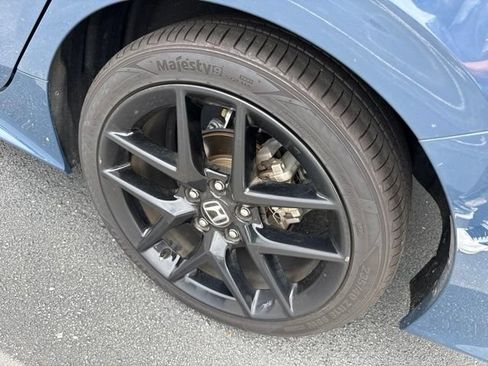 Used 2025 Honda Civic Sport image 11