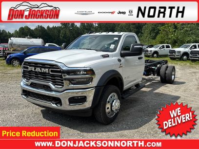 New 2025 RAM 5500 4x4 Regular Cab
