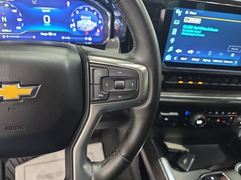 Used 2024 Chevrolet Silverado 1500 LTZ AWD/4WD image 17
