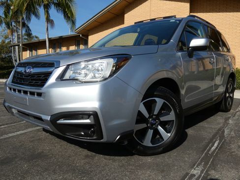 Used 2017 Subaru Forester 2.5i Premium w/ All-Weather Package image 15
