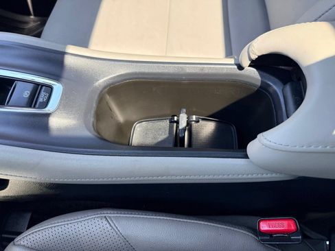Used 2016 Honda HR-V EX-L image 47