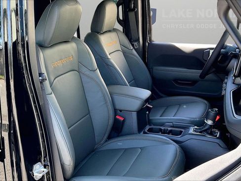 New 2026 Jeep Gladiator Mojave image 23