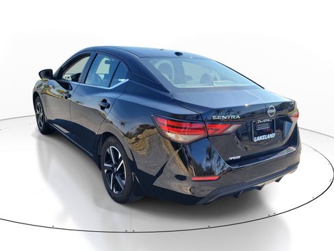 Used 2025 Nissan Sentra SV w/ All-Weather Package image 5