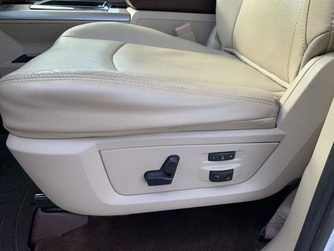 Used 2014 RAM 1500 Laramie w/ Convenience Group image 16