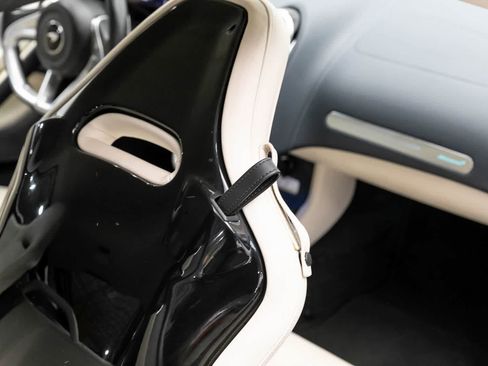 Used 2020 McLaren GT RWD image 35