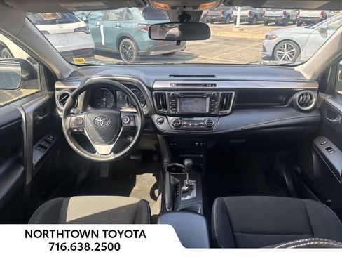 Used 2018 Toyota RAV4 XLE w/ Plus Extra Value Package AWD/4WD image 6
