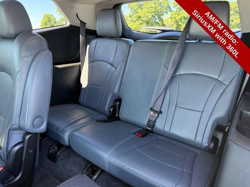 Used 2021 Buick Enclave Essence w/ Experience Buick Package AWD/4WD image 35