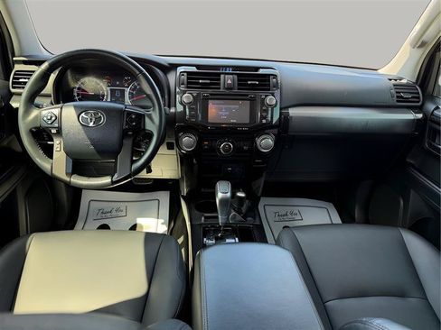 Used 2019 Toyota 4Runner TRD Off-Road Premium AWD/4WD image 31