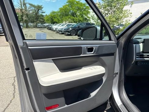 Used 2025 Hyundai Santa Fe SEL AWD/4WD image 33