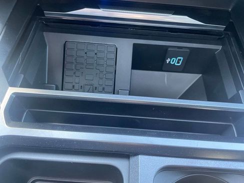 New 2026 Ford F350 Platinum w/ Tremor Off-Road Package AWD/4WD image 16