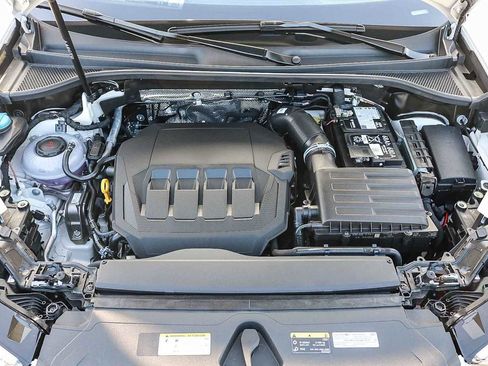 Used 2025 Audi Q3 2.0T Premium image 46