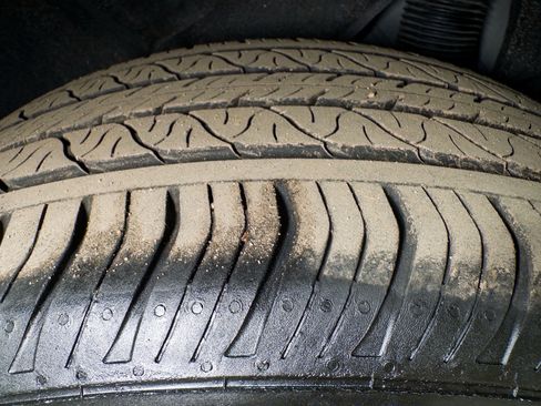 Used 2025 Tesla Model Y Long Range image 35