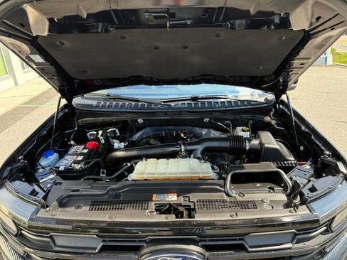 Certified 2025 Ford Expedition Max Active AWD/4WD image 29