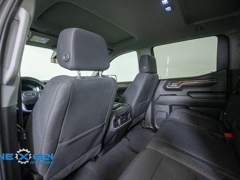 Used 2024 GMC Sierra 1500 Elevation w/ X31 Off-Road Package AWD/4WD image 26