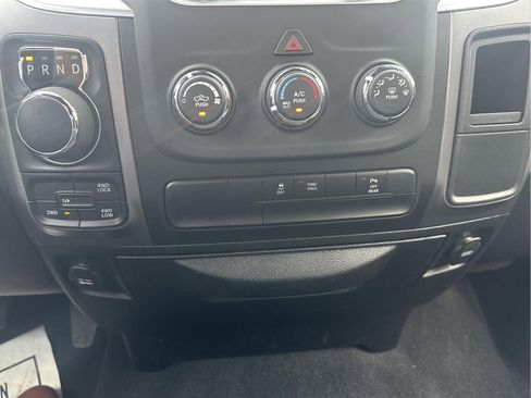 Used 2024 RAM 1500 Classic Warlock image 25