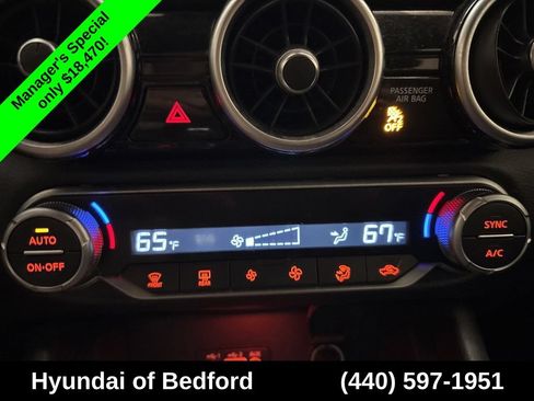 Used 2021 Nissan Sentra SV FWD image 19