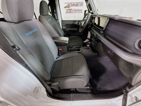 Used 2024 Jeep Wrangler Unlimited Rubicon 4xe w/ Technology Group AWD/4WD image 30