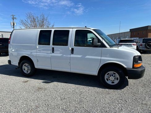 Used 2013 Chevrolet Express 2500 image 6