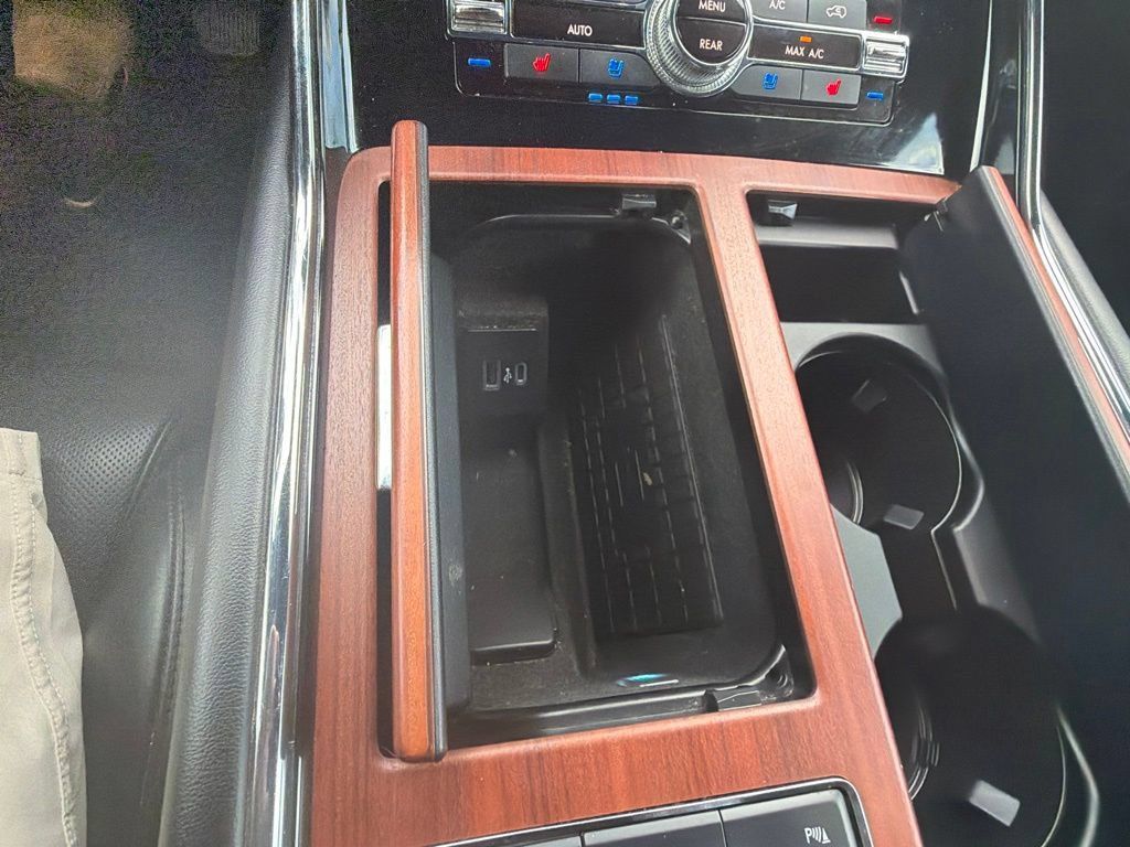 Used 2021 Lincoln Navigator L Reserve AWD/4WD image 24