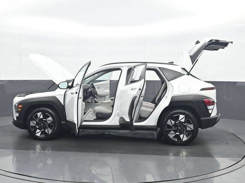 Used 2025 Hyundai Kona SEL FWD image 38