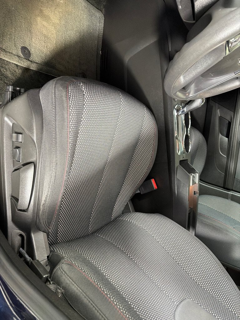 Used 2017 Chevrolet Equinox LS FWD image 12