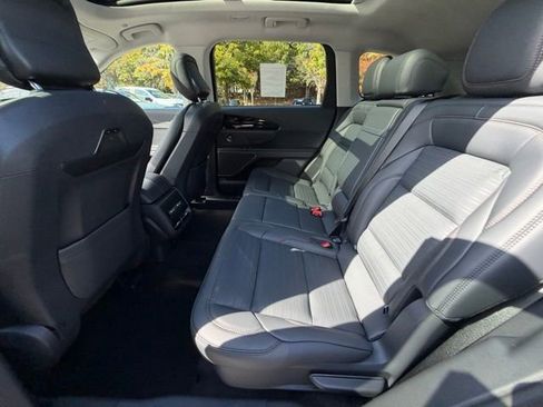 New 2026 Lincoln Nautilus Reserve w/ Jet Appearance Package image 12