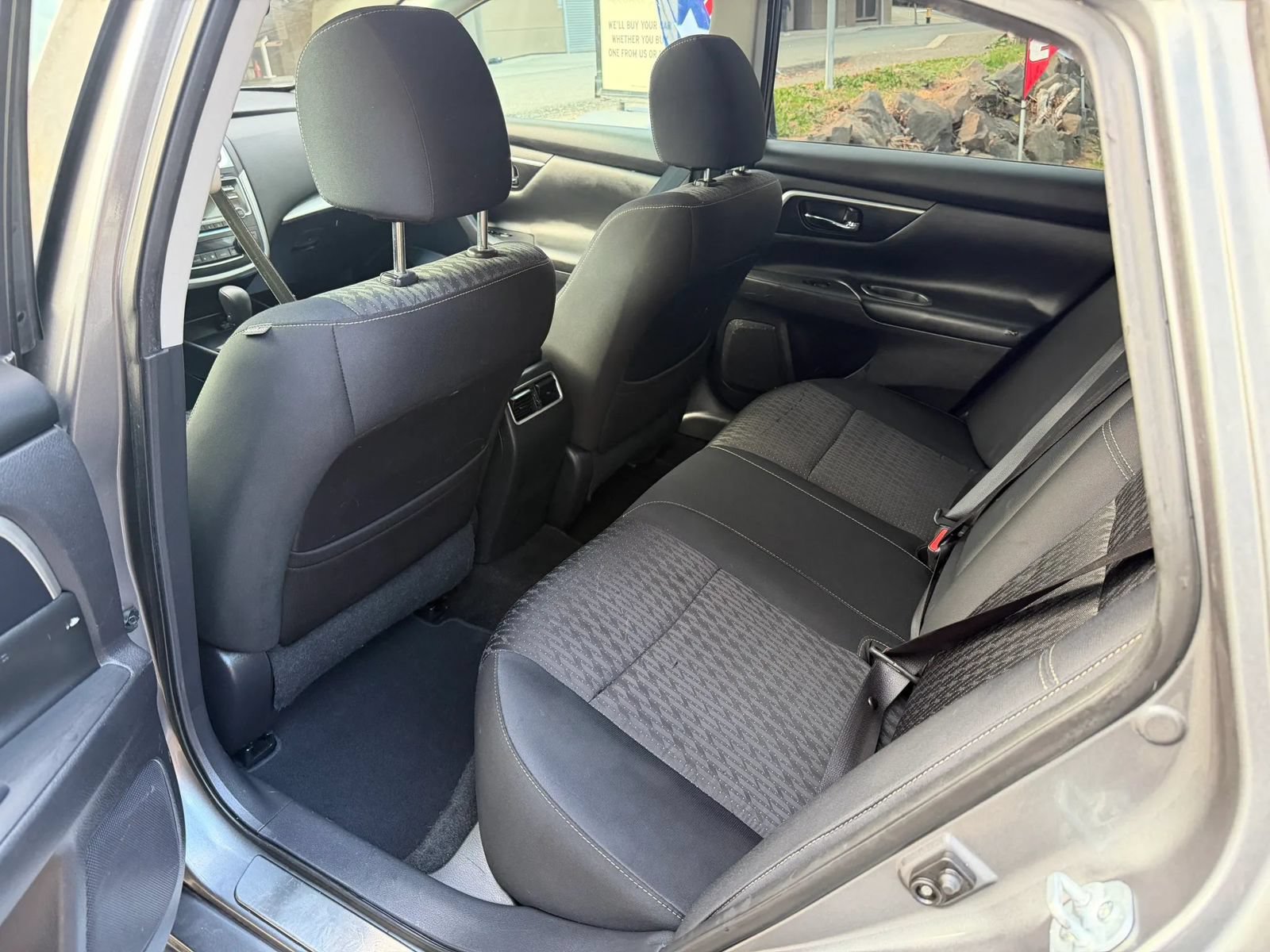 Used 2016 Nissan Altima 2.5 SV w/ Convenience Package FWD image 35