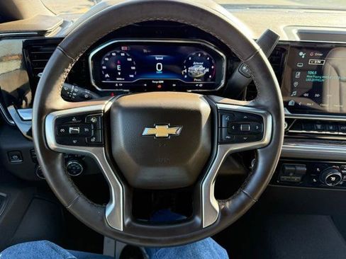 Used 2025 Chevrolet Silverado 3500 LTZ image 24