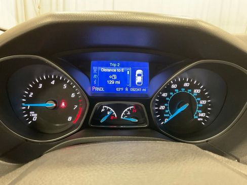 Used 2013 Ford Focus SE w/ SE Winter Pkg image 13