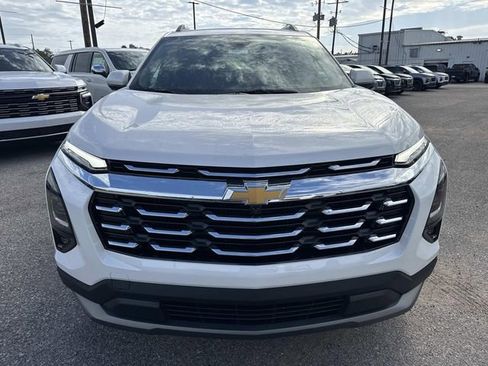 New 2026 Chevrolet Equinox LT w/ Safety and Technology Package image 2