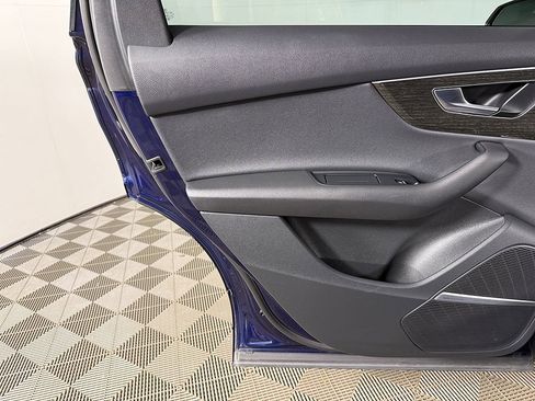 Used 2022 Audi Q7 3.0T Premium Plus w/ Premium Plus Package image 26