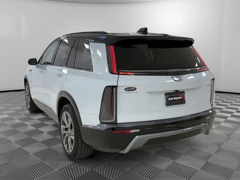 Used 2026 Cadillac Vistiq Sport AWD/4WD image 3
