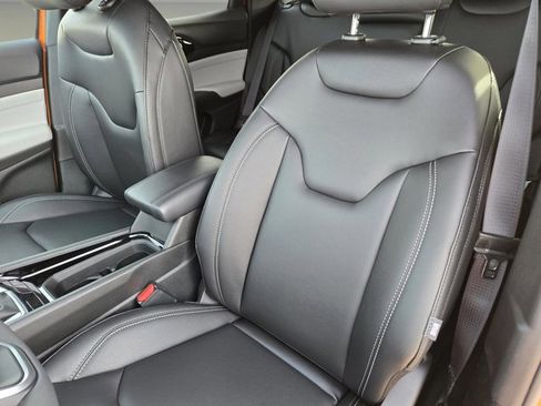 New 2026 Jeep Compass Limited image 16