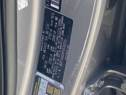 Used 2023 Kia Forte GT-Line w/ GT-Line Premium Package FWD image 31