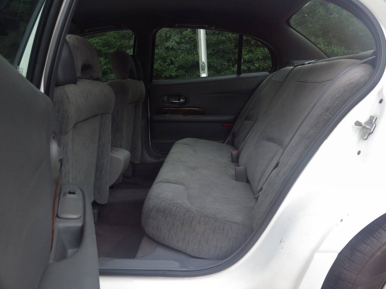 Used 2005 Buick Le Sabre Custom FWD image 12
