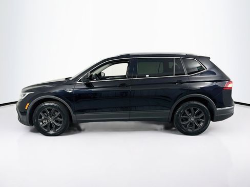 Used 2024 Volkswagen Tiguan SE FWD image 8