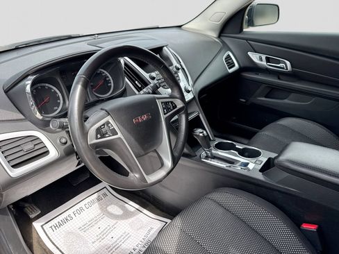 Used 2017 GMC Terrain SLE w/ Convenience Package AWD/4WD image 2