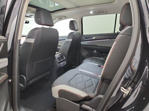 New 2026 Volkswagen Atlas Peak Edition AWD/4WD image 31