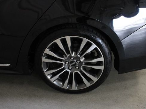 Used 2017 Lincoln Continental Select w/ Climate Package AWD/4WD image 28