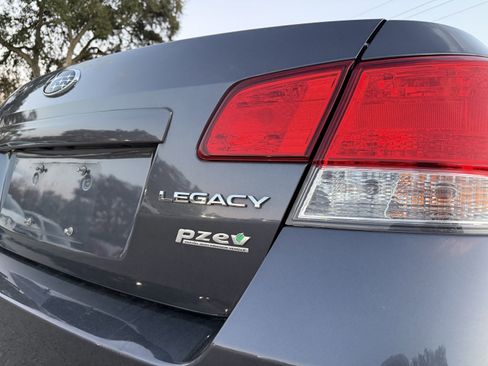 Used 2014 Subaru Legacy 2.5i image 30
