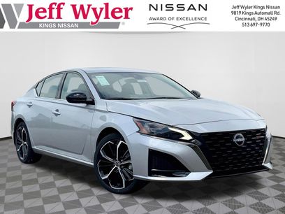 New 2025 Nissan Altima 2.5 SR w/ SR Premium Package
