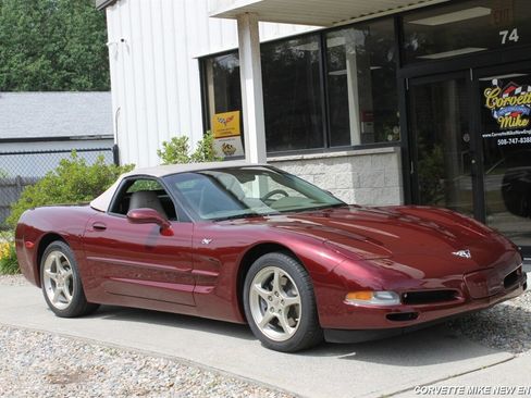 Used 2003 Chevrolet Corvette Convertible w/ Preferred Equipment Group1 RWD image 15